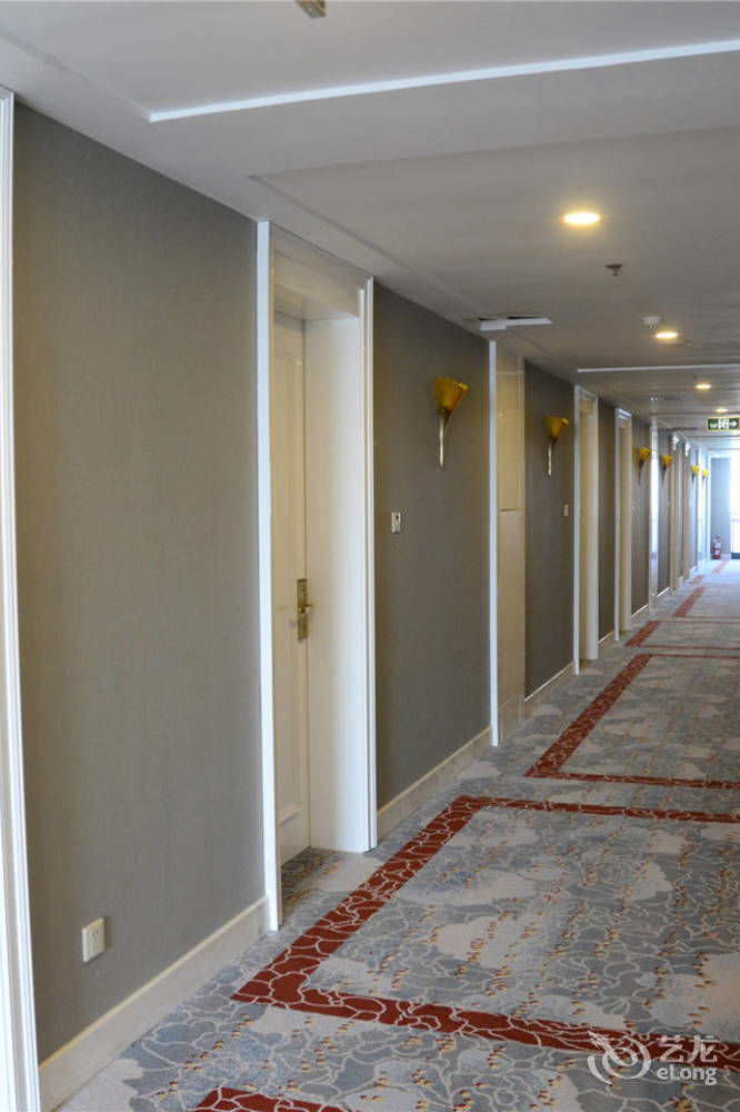 Yijing Holiday Hotel Yimeng Road Linyi  Eksteriør billede