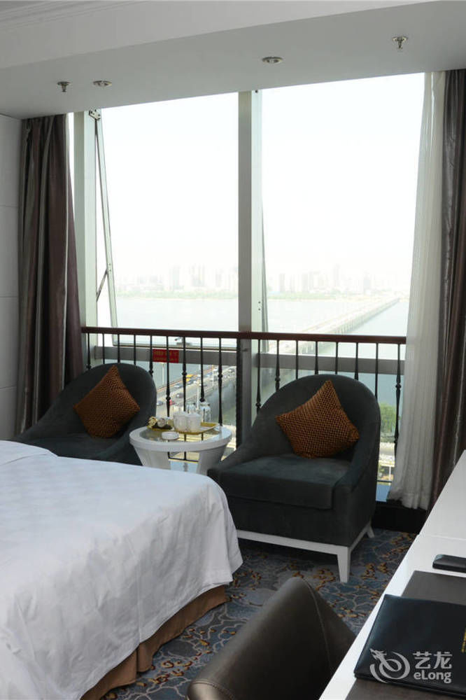Yijing Holiday Hotel Yimeng Road Linyi  Eksteriør billede