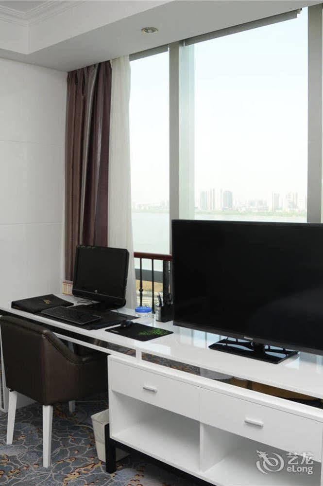 Yijing Holiday Hotel Yimeng Road Linyi  Eksteriør billede